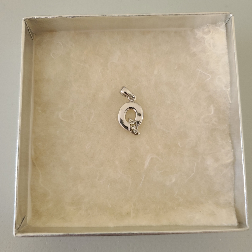 Letter "Q" Pendant with Crystals